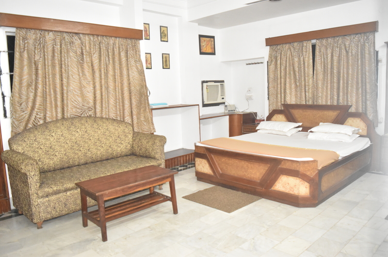 Hotel Yashoda International, Deoghar - Deluxe AC Room1
