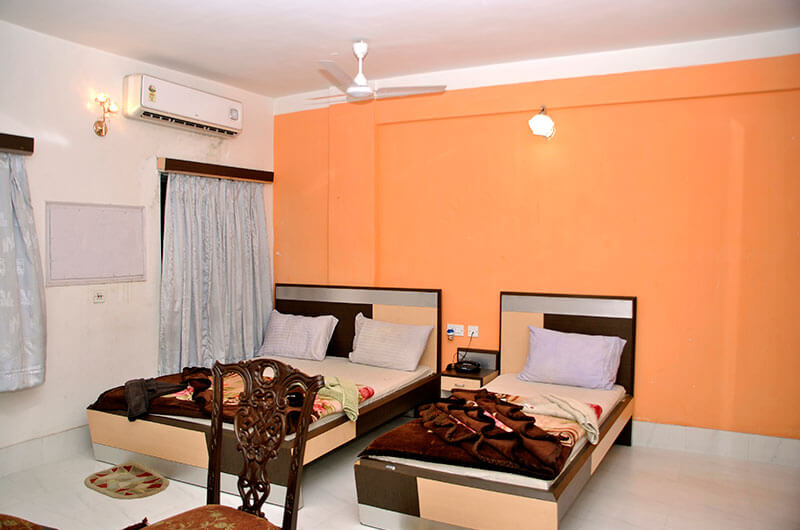 3 bed Ac Room