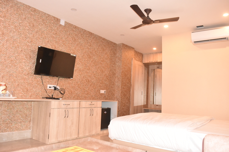 Hotel Yashoda International Deoghar - Executive AC Room1