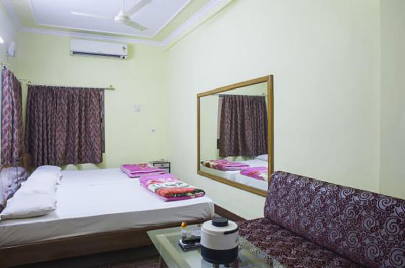 Six Bed AC Room2